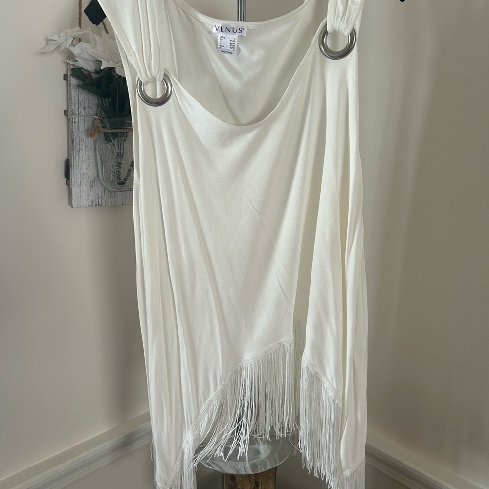 NWOT large fringe tank